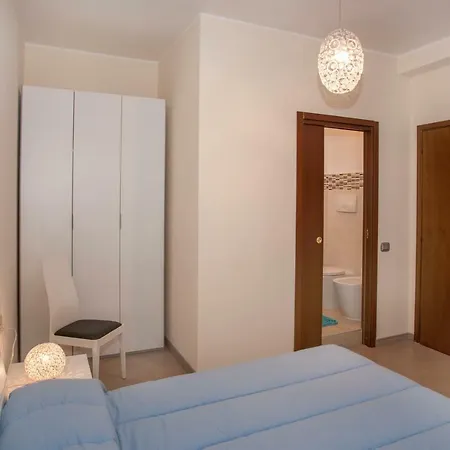 Aurora فندق مبيت وإفطار 3*